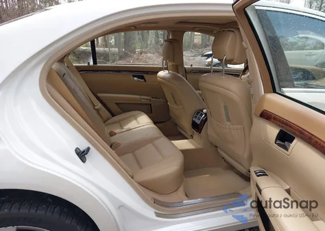 2013 Mercedes-Benz S 550 из США, поврежденный, VIN WDDNG7DB9DA505045
